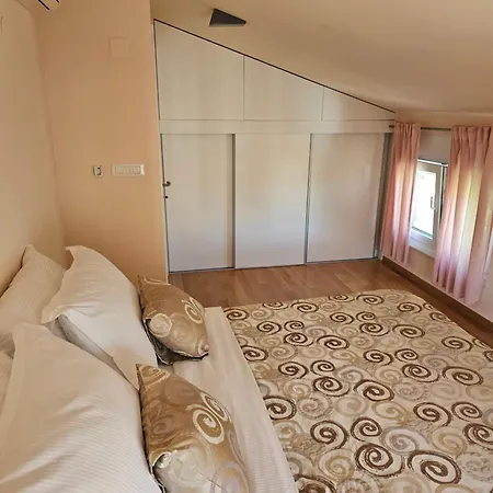 Tonka * Biograd Na Moru