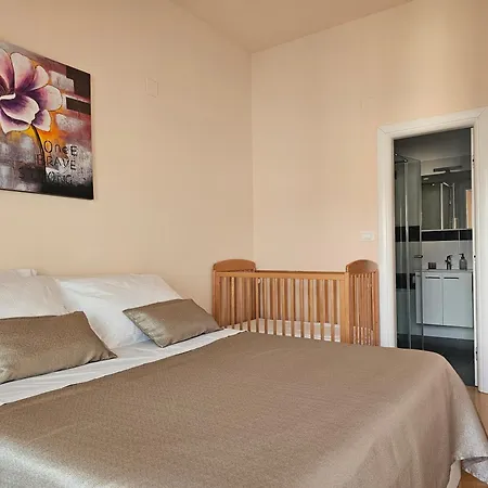 Tonka Biograd Na Moru