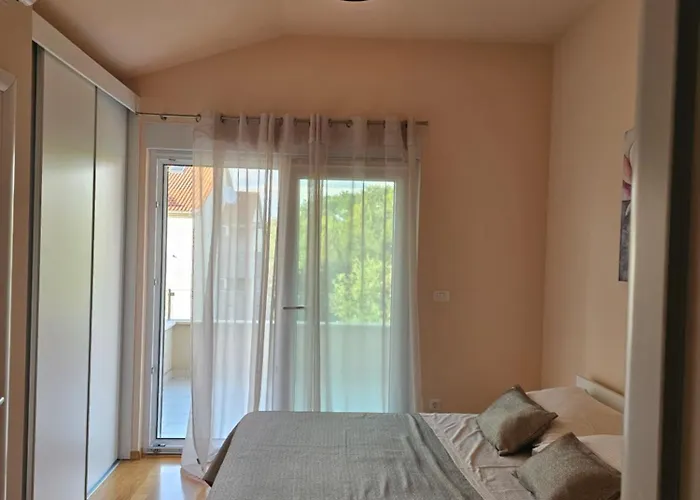 Tonka דירה ביוגראד נה מורו